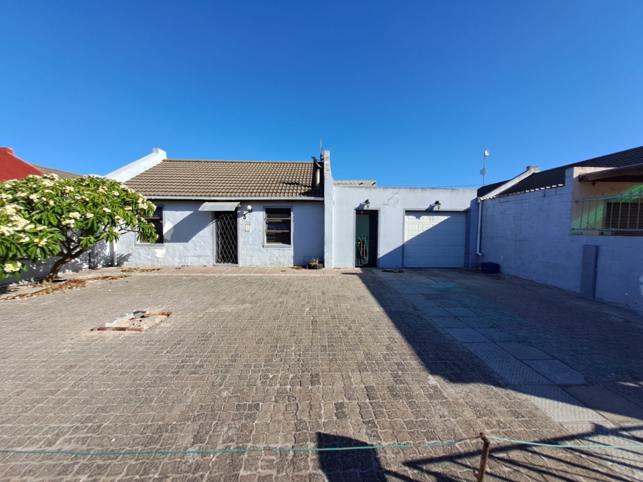 2 Bedroom Property for Sale in Malibu Village Western Cape